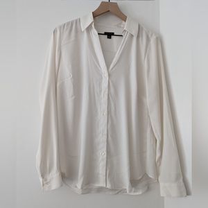Ann Taylor White Button Up Long Sleeve Shirt